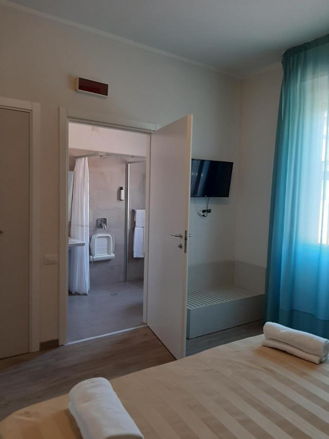 Chambre Double - Accessible aux Personnes à Mobilité Réduite