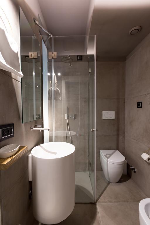Premium Single Room